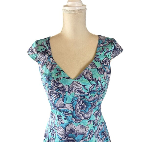 Adrianna Papell Cap Sleeve Floral Sheath Dress Size 6 Blue Floral Easter Spring - Picture 2 of 13